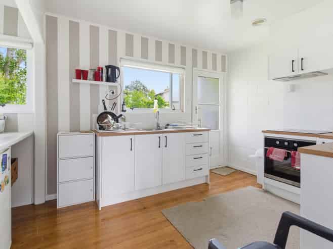 2/11 Matipo Place, Woodhill