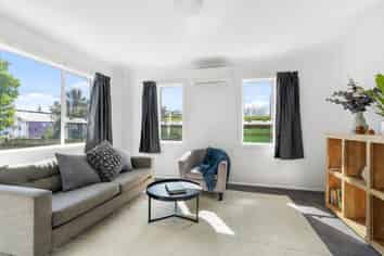 8 Cambridge Street, Levin