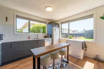 2/38A Maltby Avenue, West End