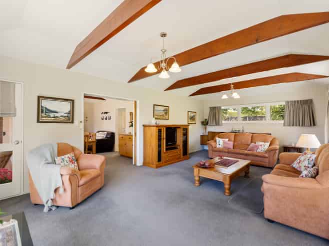 15 Horotane Valley Road, Heathcote Valley