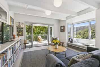 12A Cavalry Close, Crofton Downs