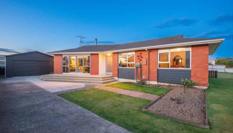 38 Doon Street, Mosgiel