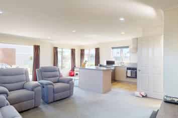 6a Oxford Street, Hampstead