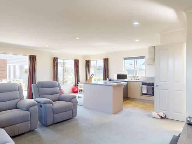 6a Oxford Street, Hampstead