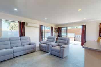 6a Oxford Street, Hampstead