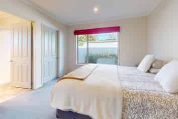 6a Oxford Street, Hampstead