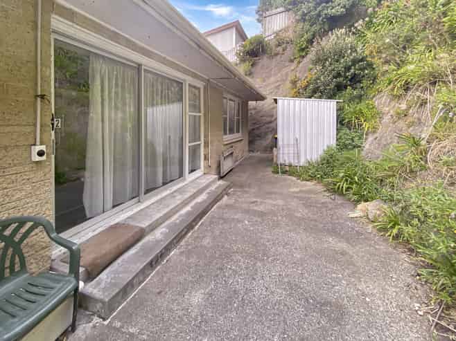 2/131 Happy Valley Road, Owhiro Bay
