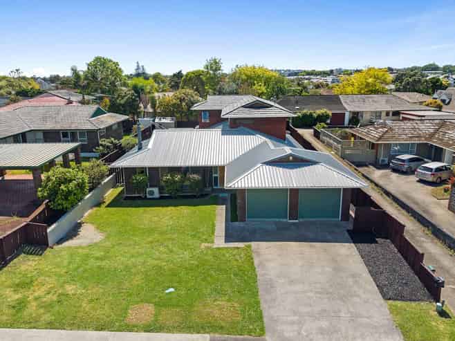 40 Luton Avenue, Sunnyhills