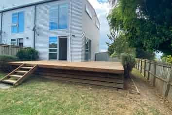 8C Totara Road, Manurewa