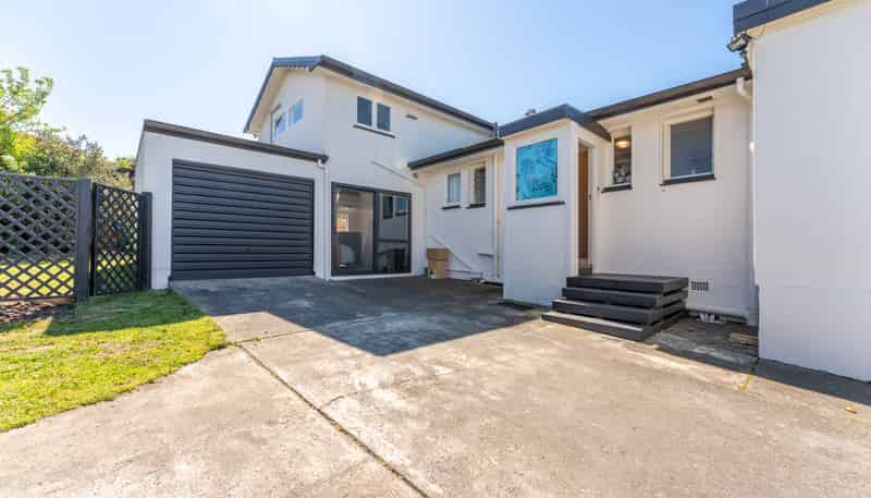 2/22 Marston Road, Kensington