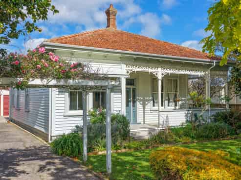 111 Rolleston Street, Thames