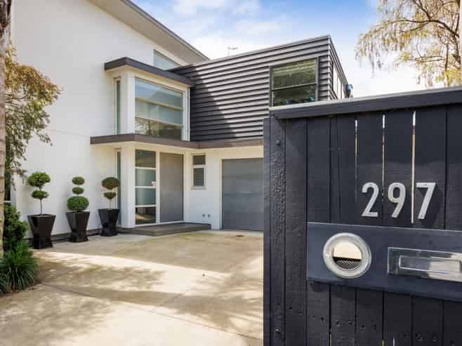 297 Fitzherbert Avenue, West End