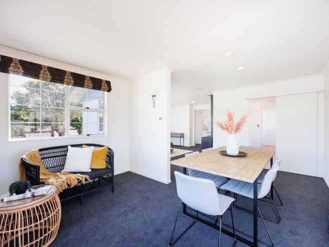 8 Paradise Place, Milson