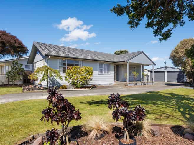 8 Paradise Place, Milson