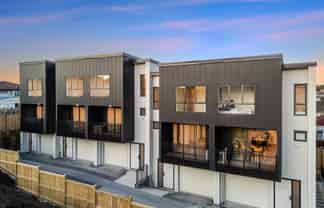 4/101 White Swan Road, Mount Roskill