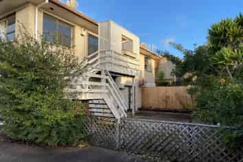 1/15 Butley Drive, Farm Cove