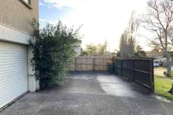 1/15 Butley Drive, Farm Cove