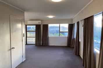 1/15 Butley Drive, Farm Cove