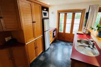 12 Chislehurst Place, Bryndwr