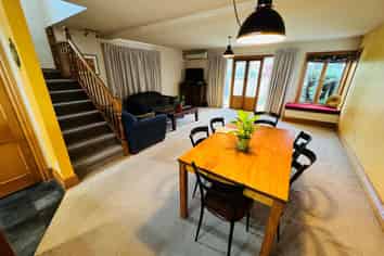 12 Chislehurst Place, Bryndwr