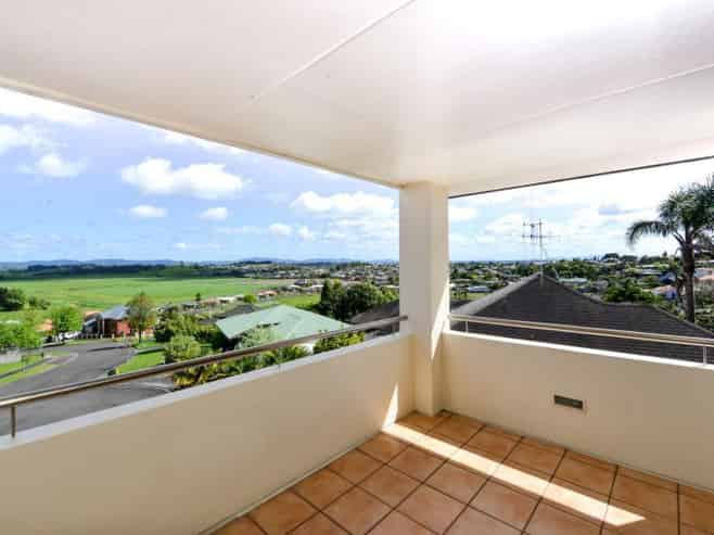 49 Greenfield Drive, Western Heights