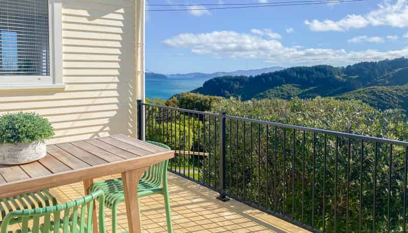 20 Titiro Moana Road, Korokoro