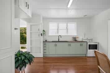 20 Titiro Moana Road, Korokoro