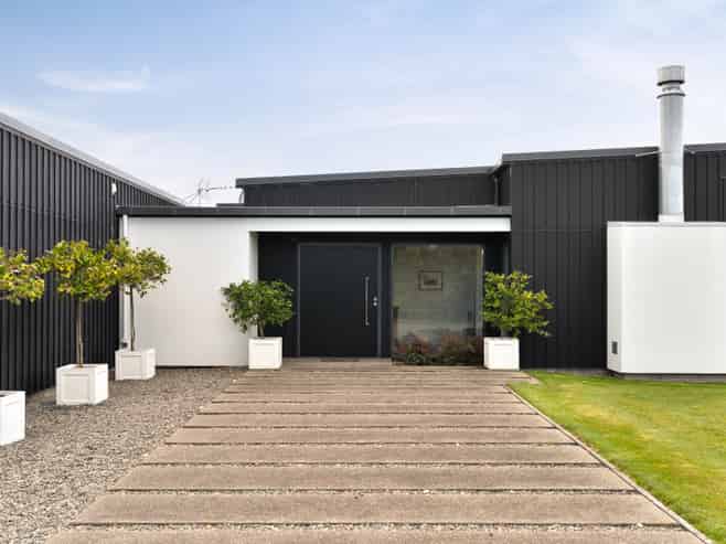 9 Birdie Way, Martinborough