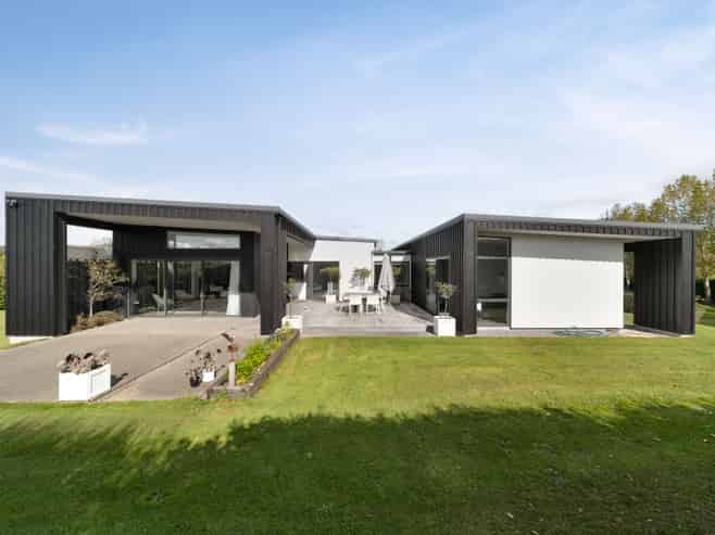 9 Birdie Way, Martinborough