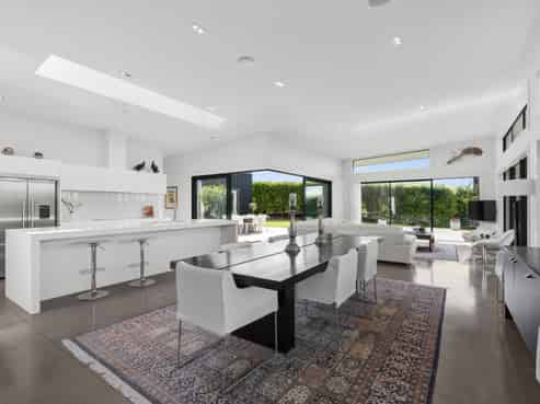 9 Birdie Way, Martinborough