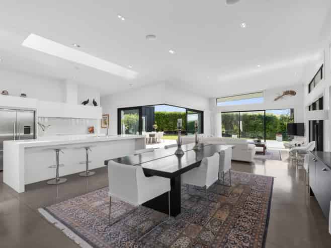 9 Birdie Way, Martinborough