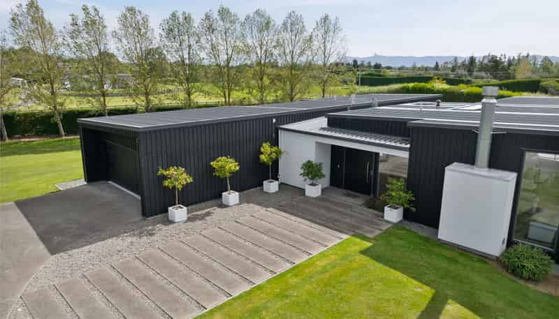 9 Birdie Way, Martinborough