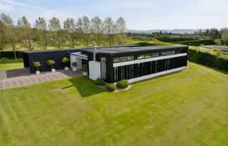 9 Birdie Way, Martinborough