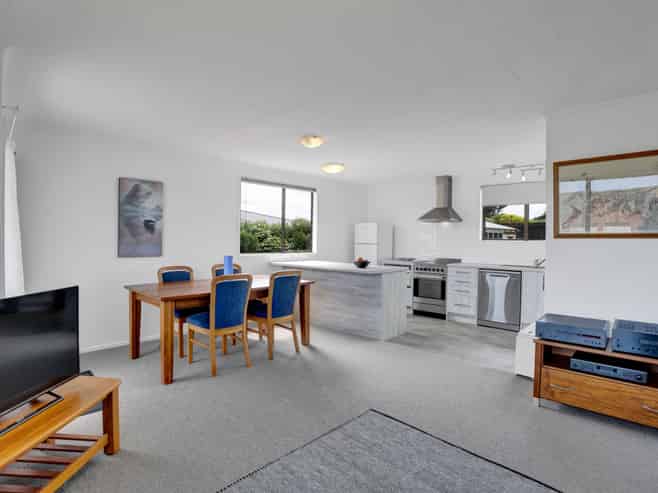 18 Pohutukawa Drive, OPUNAKE