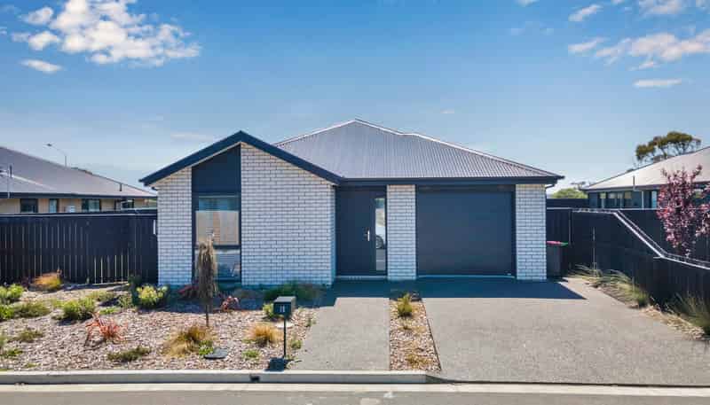 18 Kura Lane, Aranui