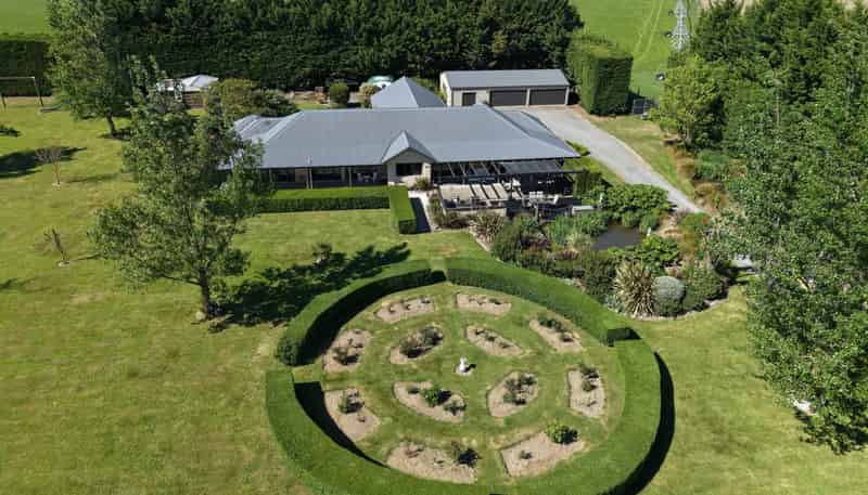 41 Bridge Road, Greendale