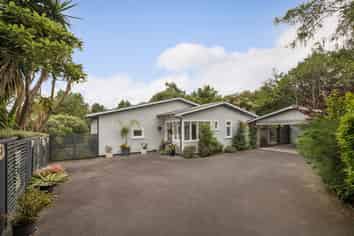 2 Highfields Drive, Katikati