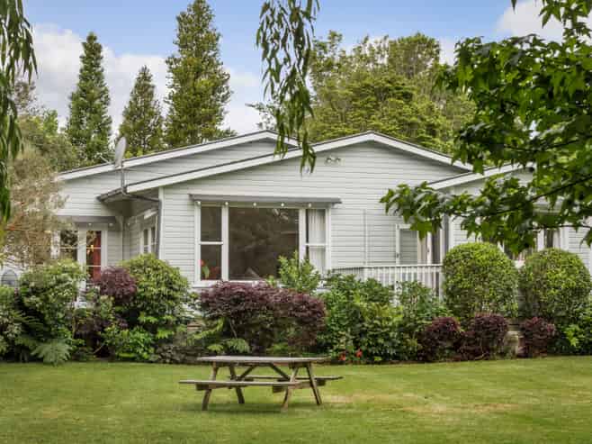 2 Highfields Drive, Katikati