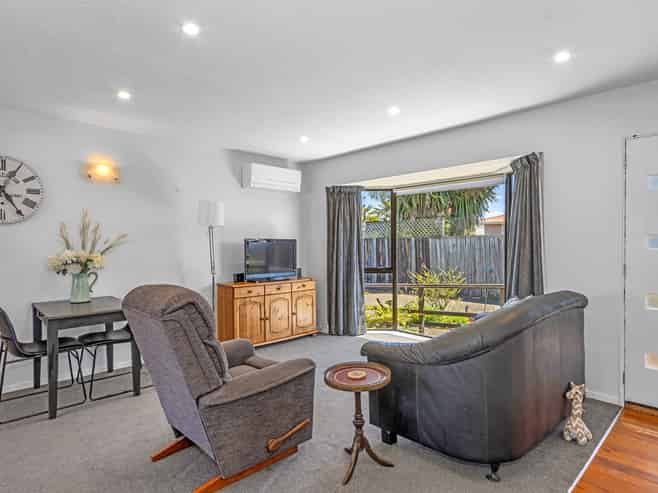 2/543 Cranford Street, Papanui