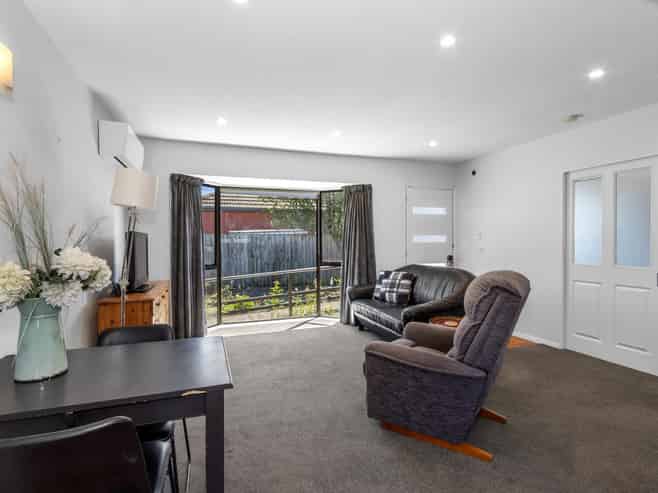 2/543 Cranford Street, Papanui