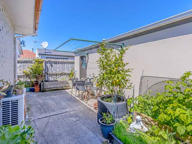 2/543 Cranford Street, Papanui