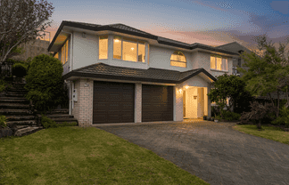 73 Dixon Road, Glenview