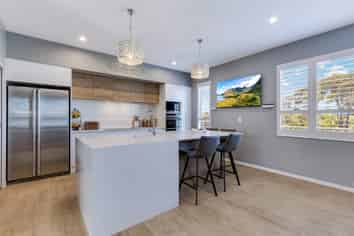 203 Ninth View Avenue, Beachlands