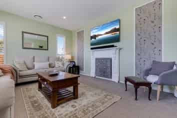 203 Ninth View Avenue, Beachlands