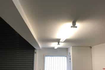 Well-presented 97sqm industrial unit