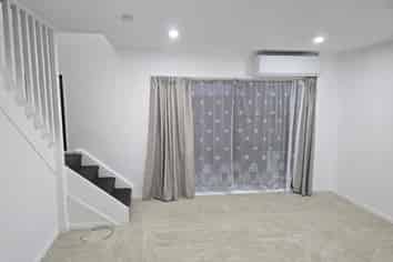 2/113 Avenue Road, Otahuhu