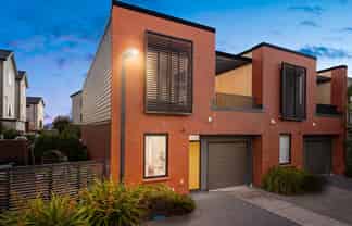 2 Kerewhenua Crescent, Hobsonville