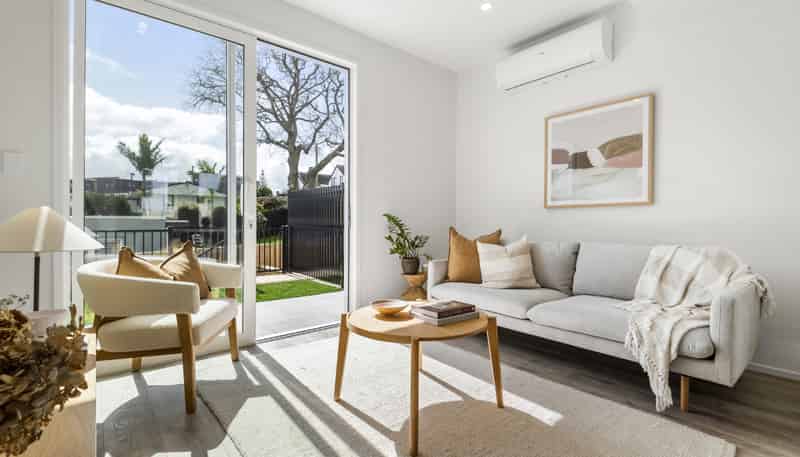 7B & 7C Camrose Place, Glenfield
