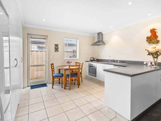 5/4 Reid Avenue, Mosgiel