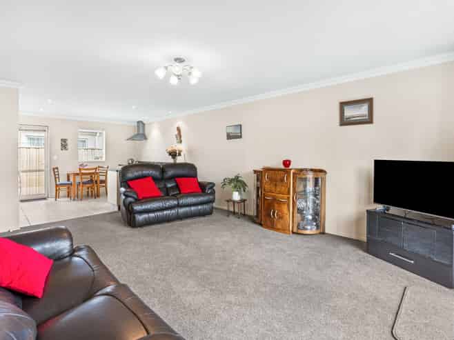 5/4 Reid Avenue, Mosgiel